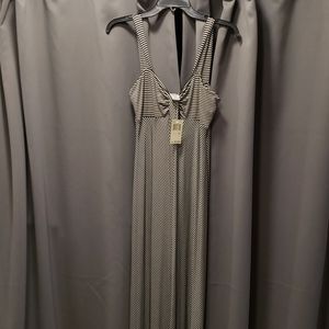 Max Studio Maxi - NWT